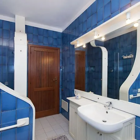 Topazio Comfortable Villa *